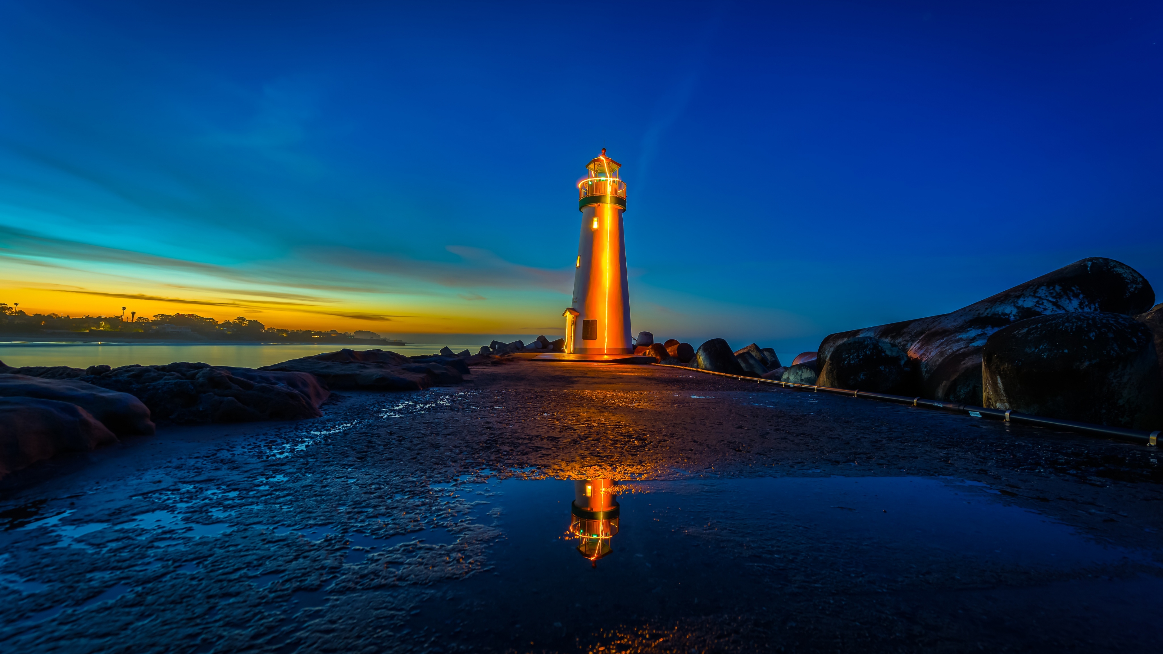 Lighthouse in beach at sunset Wallpaper ID:6166