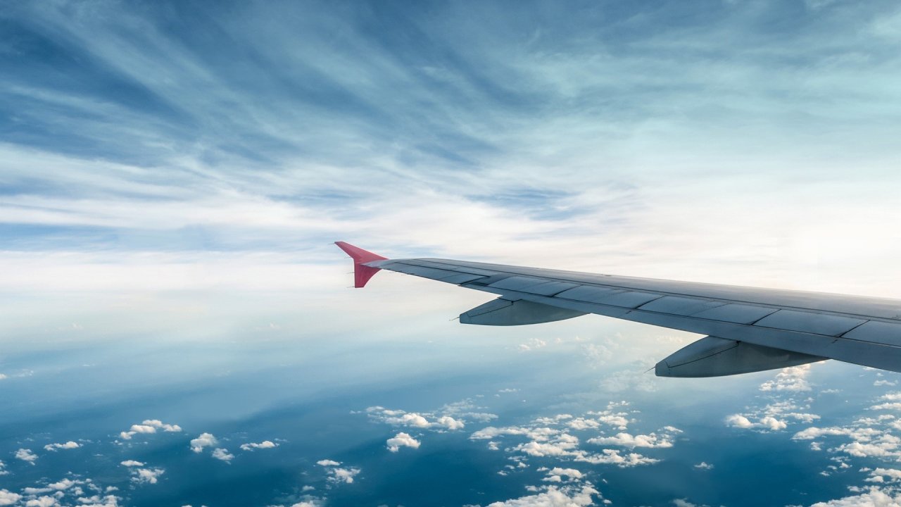 Wing of an airplane Wallpaper Full HD ID:88