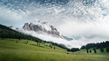Dolomites in Italy Wallpaper