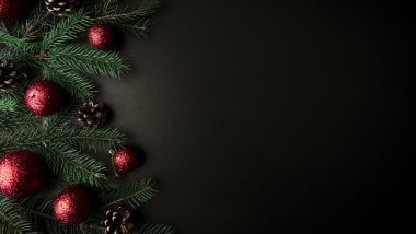 Christmas ornaments Wallpaper