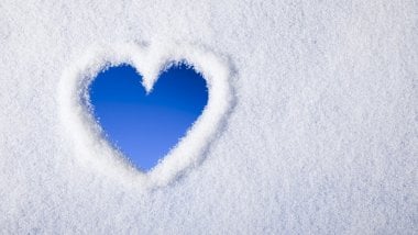 Heart of snow Wallpaper