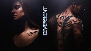 Tris and Four in Divergent Wallpaper