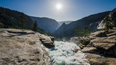 Cascada del parque nacional Yosemite Fondo de pantalla