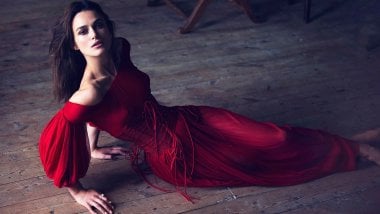 Keira Knightley in a red dress Wallpaper