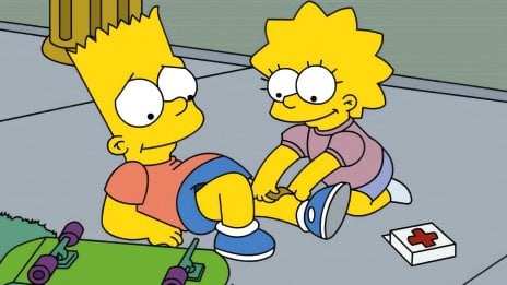 Lisa applying a band-aid to Bart Simpson Wallpaper