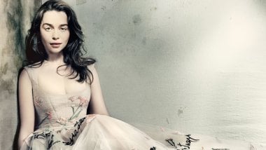 Emilia Clarke en Vogue Fondo de pantalla
