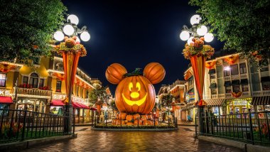 Disneyland en Halloween Fondo de pantalla