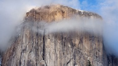 Cliff of Yosemite Wallpaper