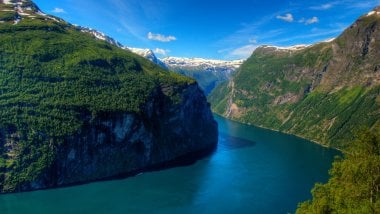 Geirangerfjord Fjord en Noruega Fondo de pantalla