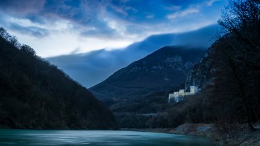 Mountains river blue Castle Wallpaper