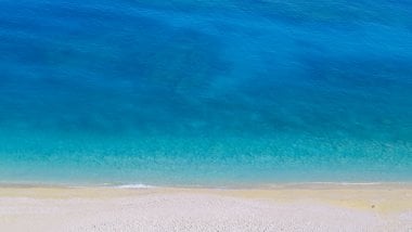 Turquoise Beach Island Aerial view Wallpaper