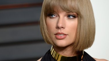 Taylor Swift cabello corto rubio Fondo de pantalla