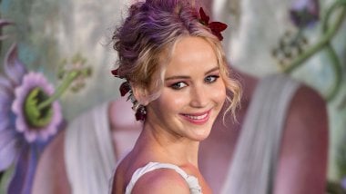 Jennifer Lawrence smiling Wallpaper