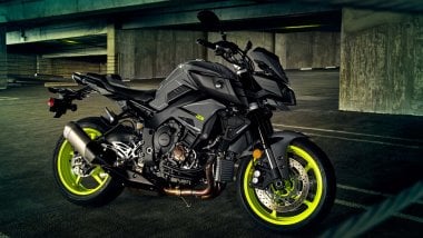 Moto Yamaha FZ 10 Fondo de pantalla