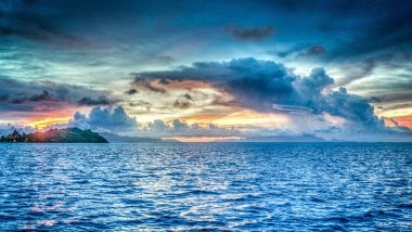 Bora Bora al atardecer Fondo de pantalla