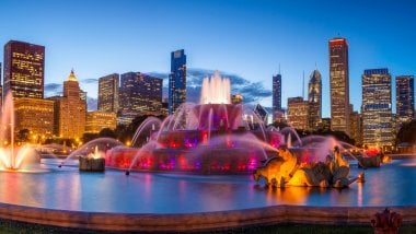 Fountain in Chicago City Wallpaper