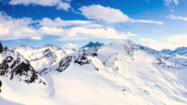Snowy Mountains Winterr Wallpaper