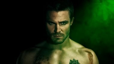 Stephen Amell as Oliver Queen in Arrow Wallpaper