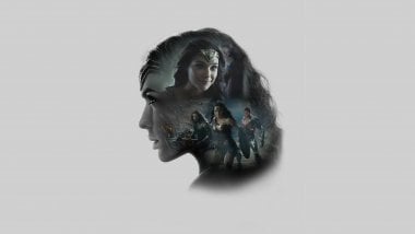 Gal Gadot as Wonder Woman Zack Snyder\'s Justice League Minimalist Wallpaper