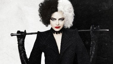 Emma Stone as Cruella Wallpaper
