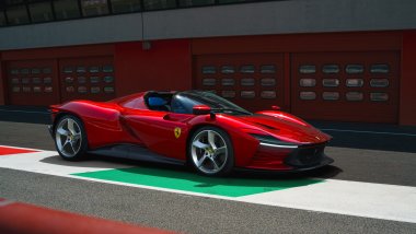 Ferrari Daytona SP3 Fondo de pantalla