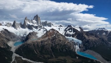 Montañas de Patagonia en Argentina Fondo de pantalla