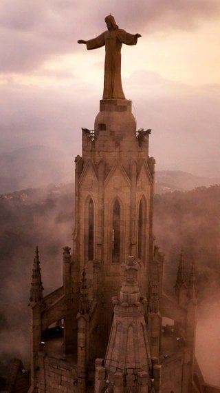 Temple of the Sacred Heart of Jesus, Spain Wallpaper