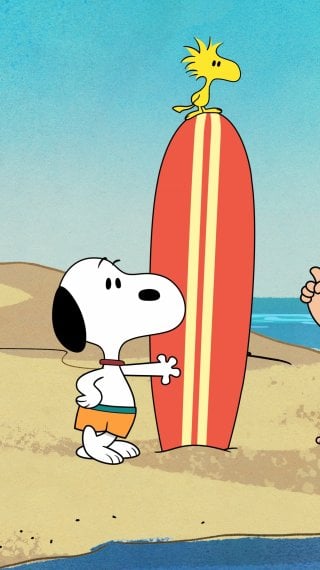Snoopy, Pajarito Emilio y Charlie Brown en la playa Fondo de pantalla