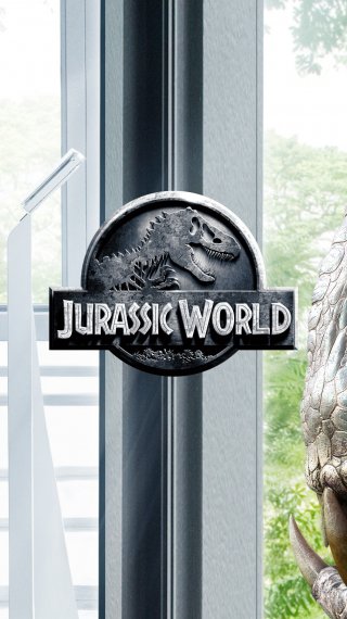 Bryce Dallas Howard At Jurassic World Wallpaper