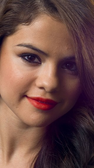 Selena Gomez Fondo ID:2136