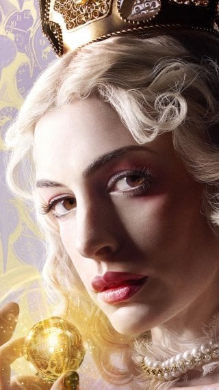 White Queen of Alice Through the Looking Glass Wallpaper