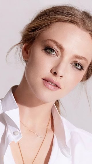 Amanda Seyfried 2020 Wallpaper