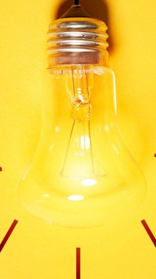 Light bulb on Wallpaper