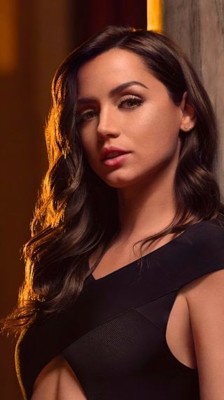 Ana de Armas No time to die photoshoot Wallpaper