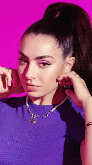 Charli XCX Wallpaper