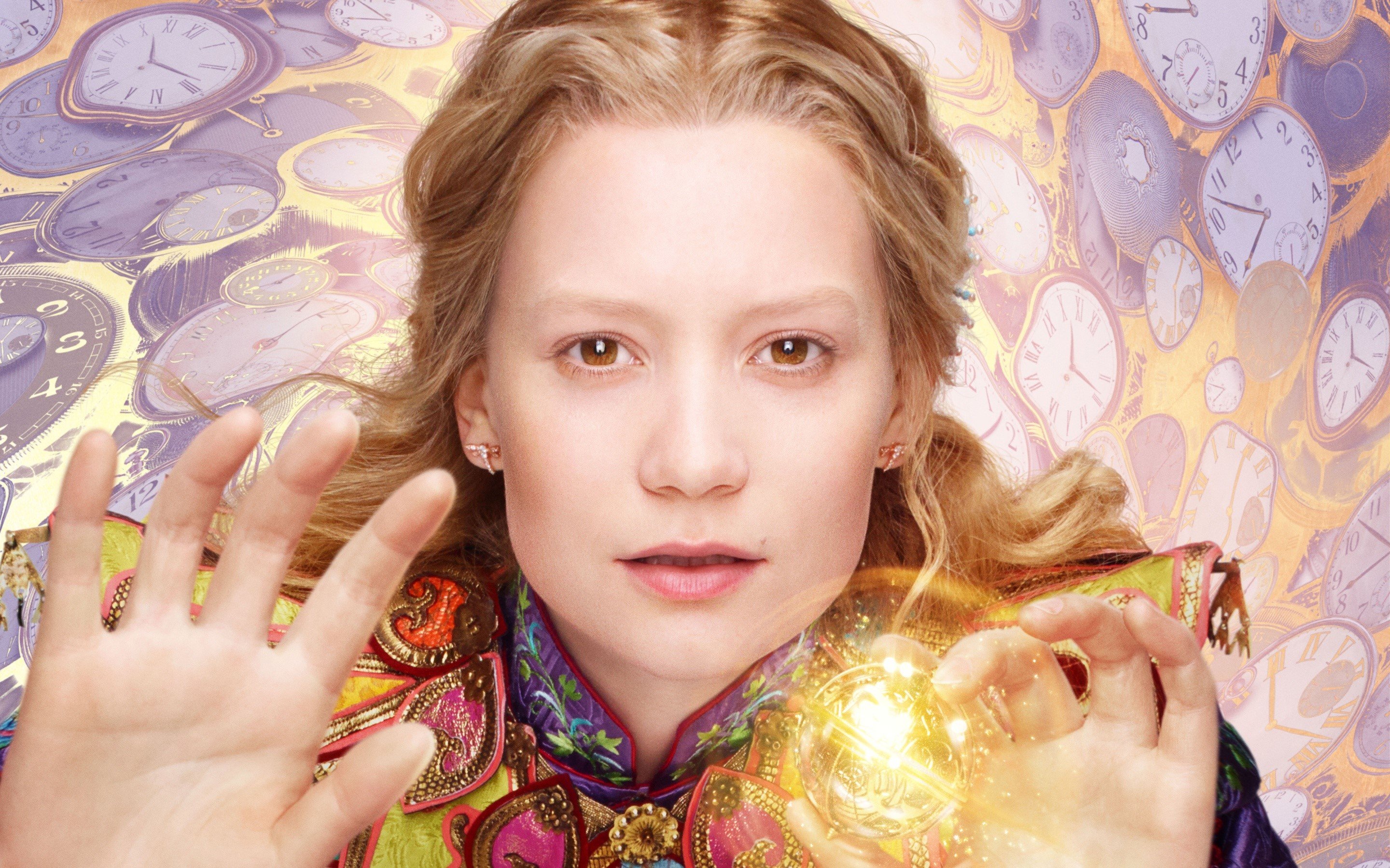 Wallpaper Alice Kingsleigh in Alice Through the Looking Glass