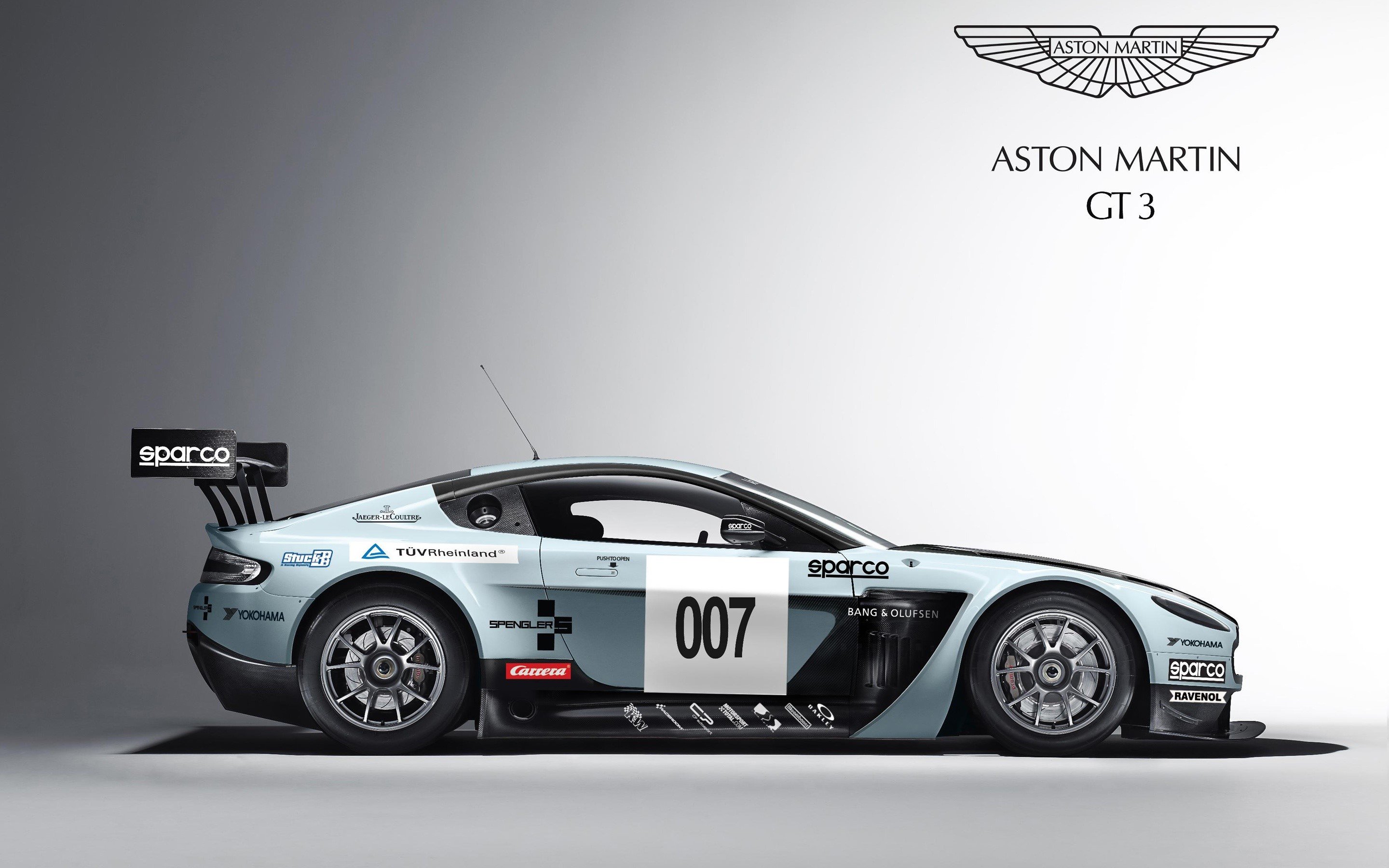 Fondos de pantalla Aston Martin V12 vantage GT3