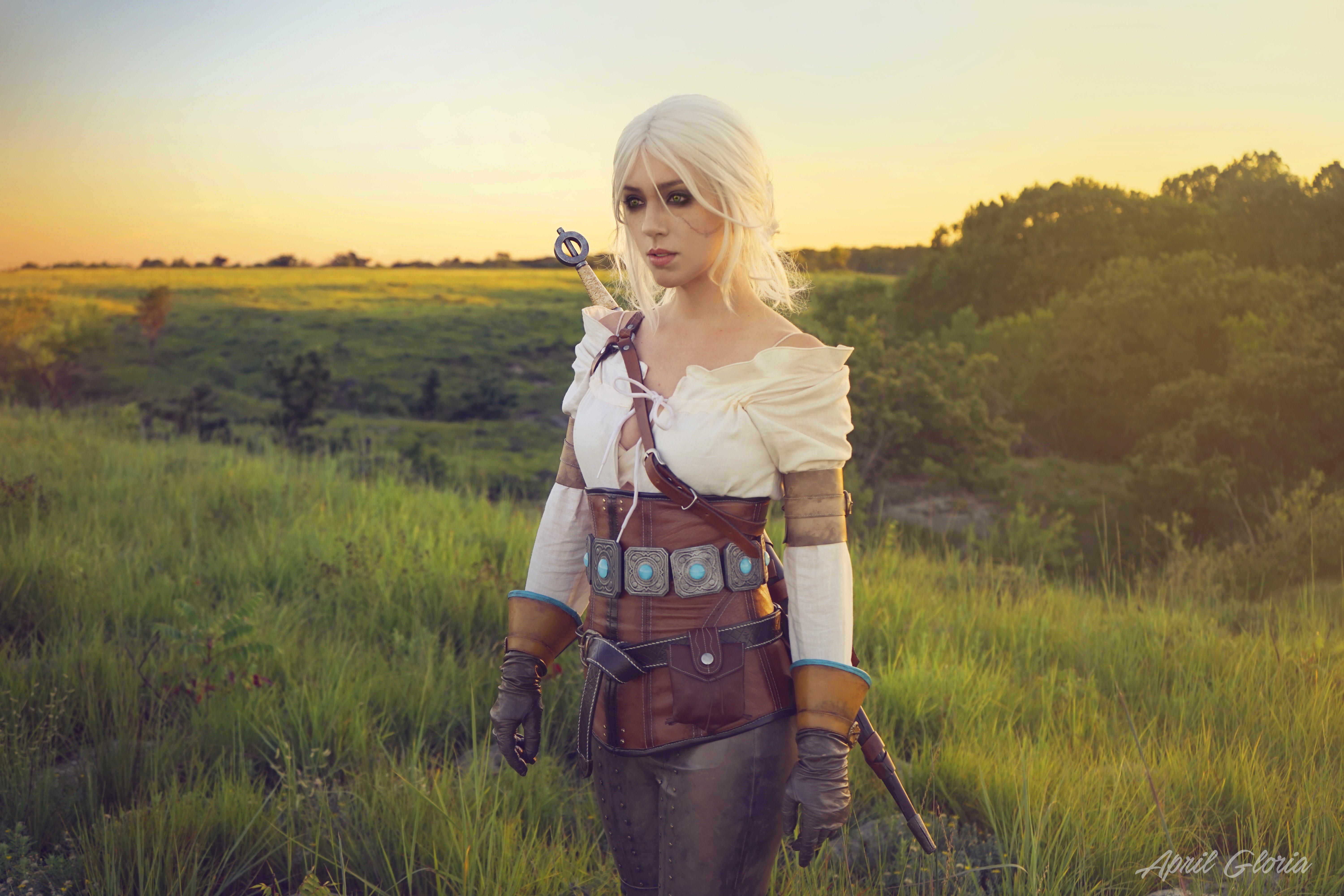Wallpaper Girl in Ciris cosplay from The Witcher