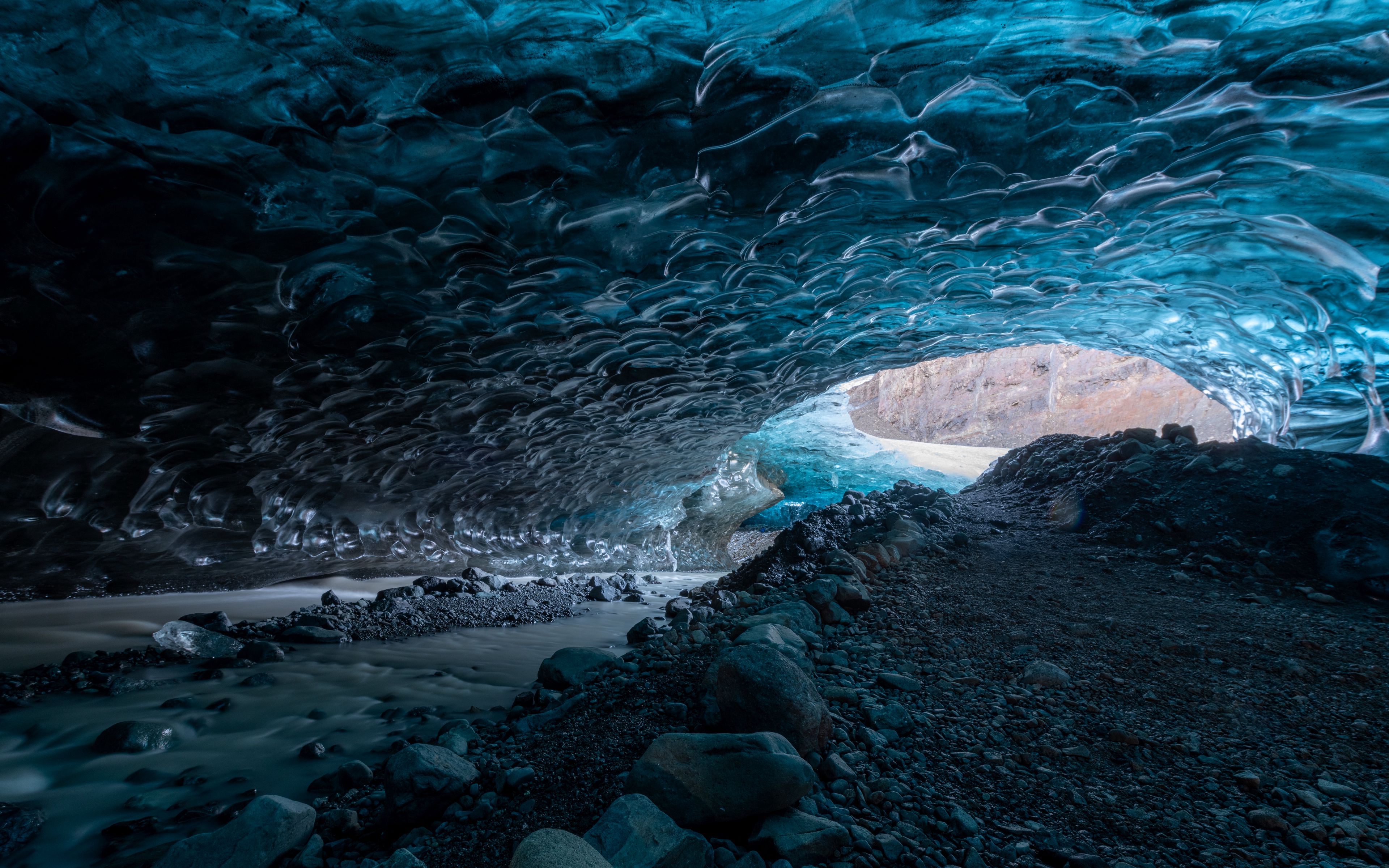 Fondos de pantalla Cueva de rocas de hielo