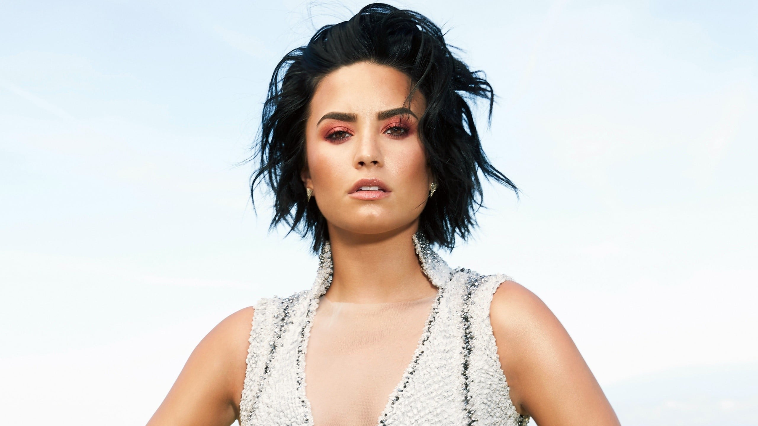 Fondos de pantalla Demi lovato para revista Latina