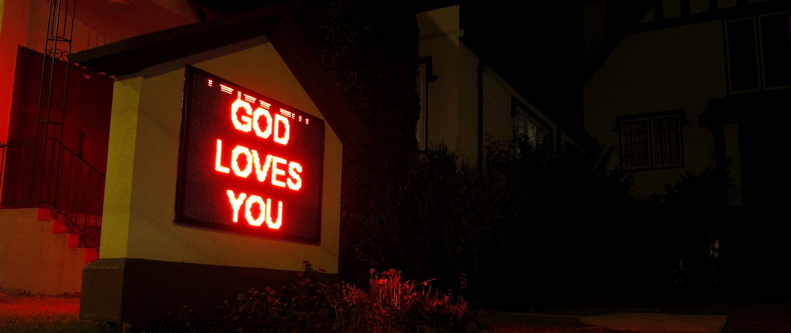 Wallpaper God loves you