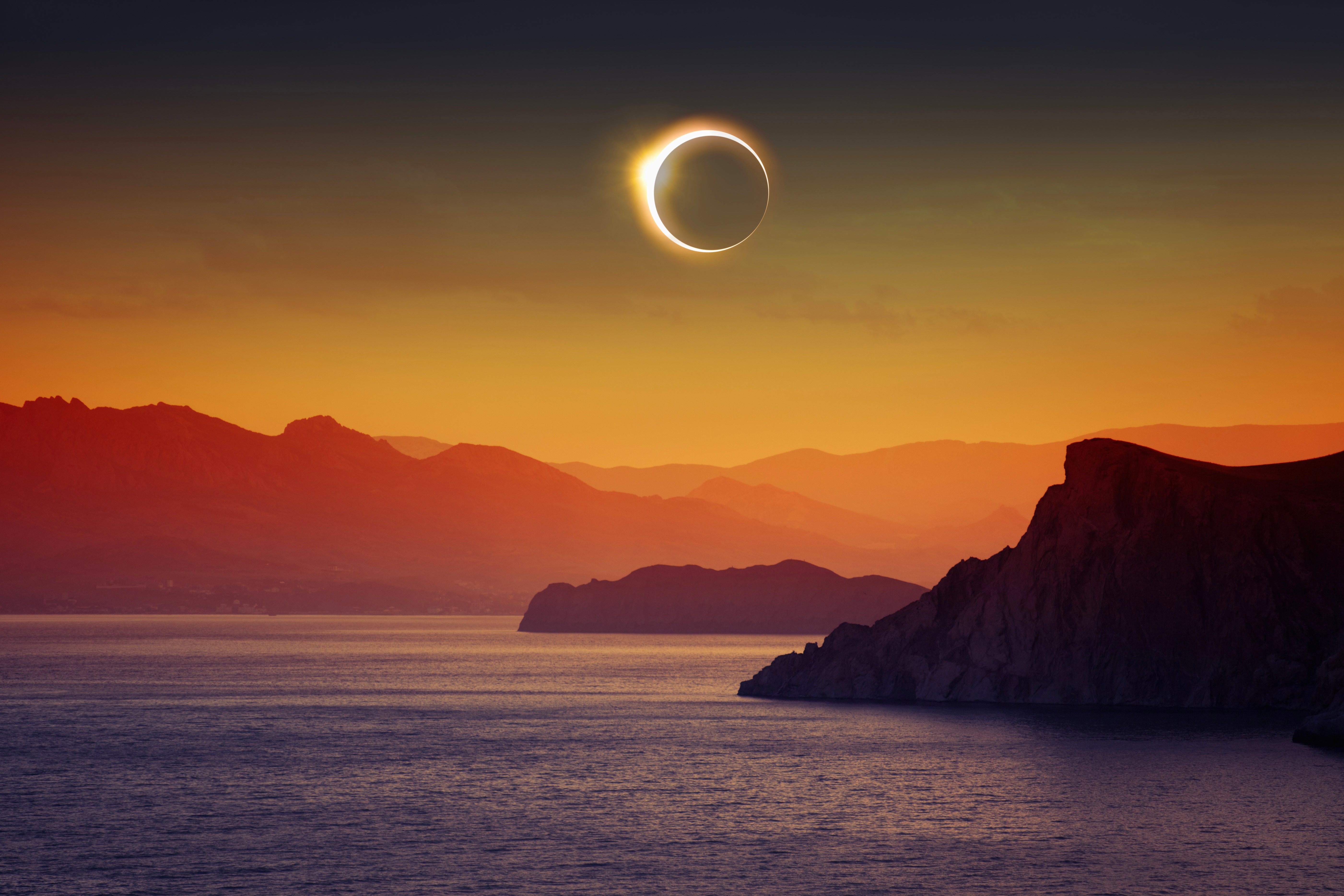 Fondos de pantalla Eclipse solar en paisaje archipiélagos
