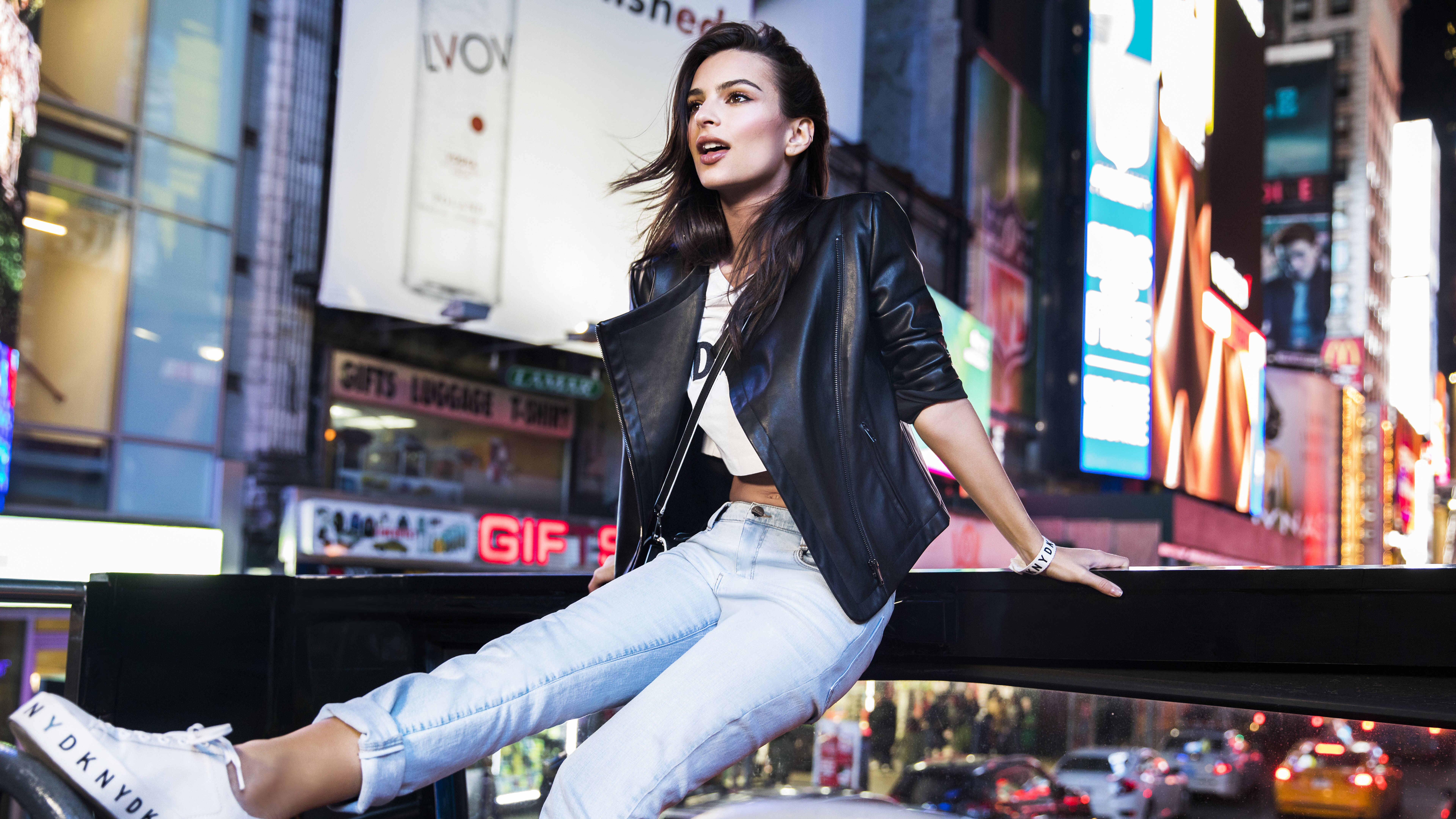 Fondos de pantalla Emily Ratajkowski en Nueva York