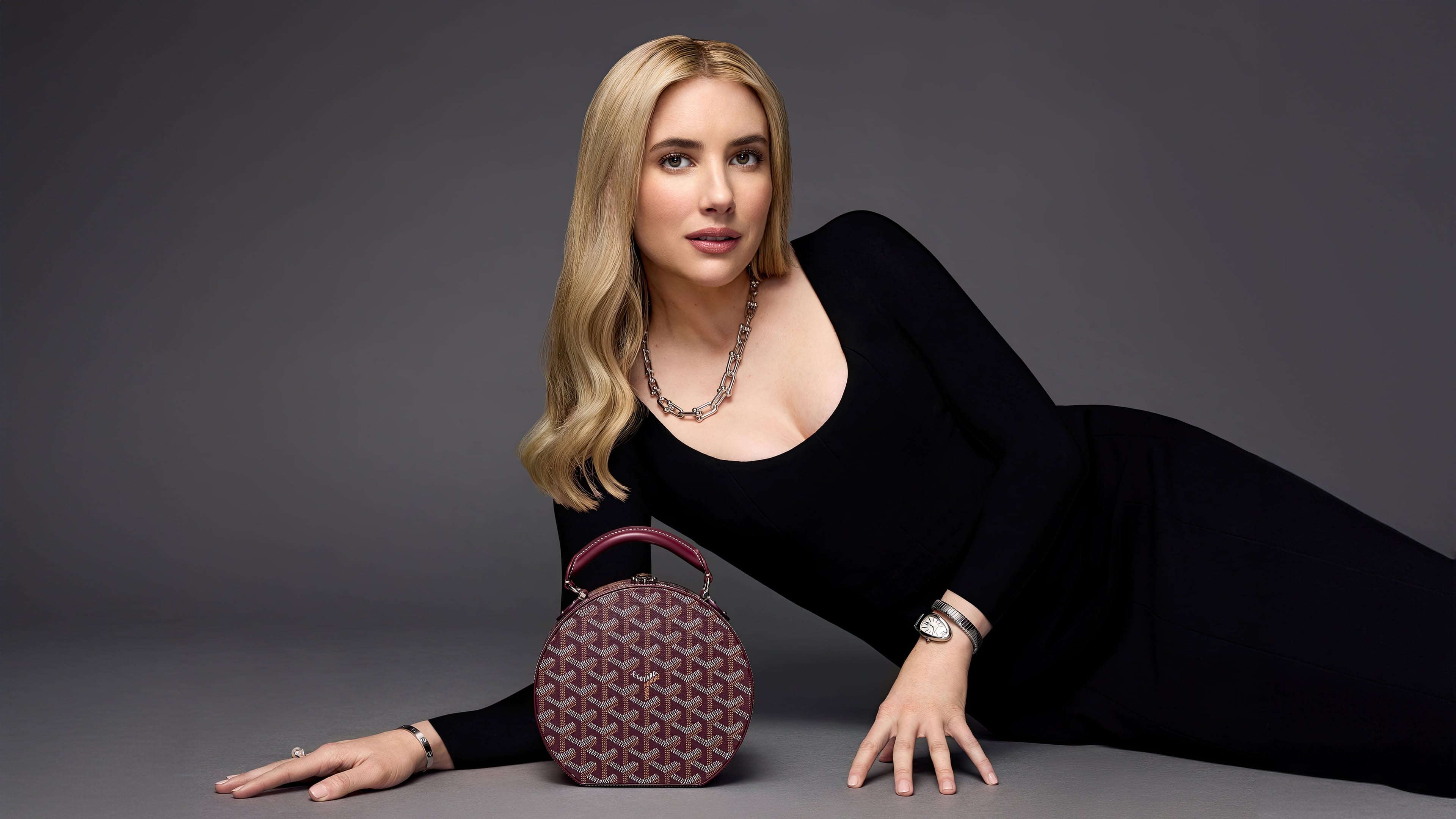 Fondos de pantalla Emma Roberts para Fashionphile