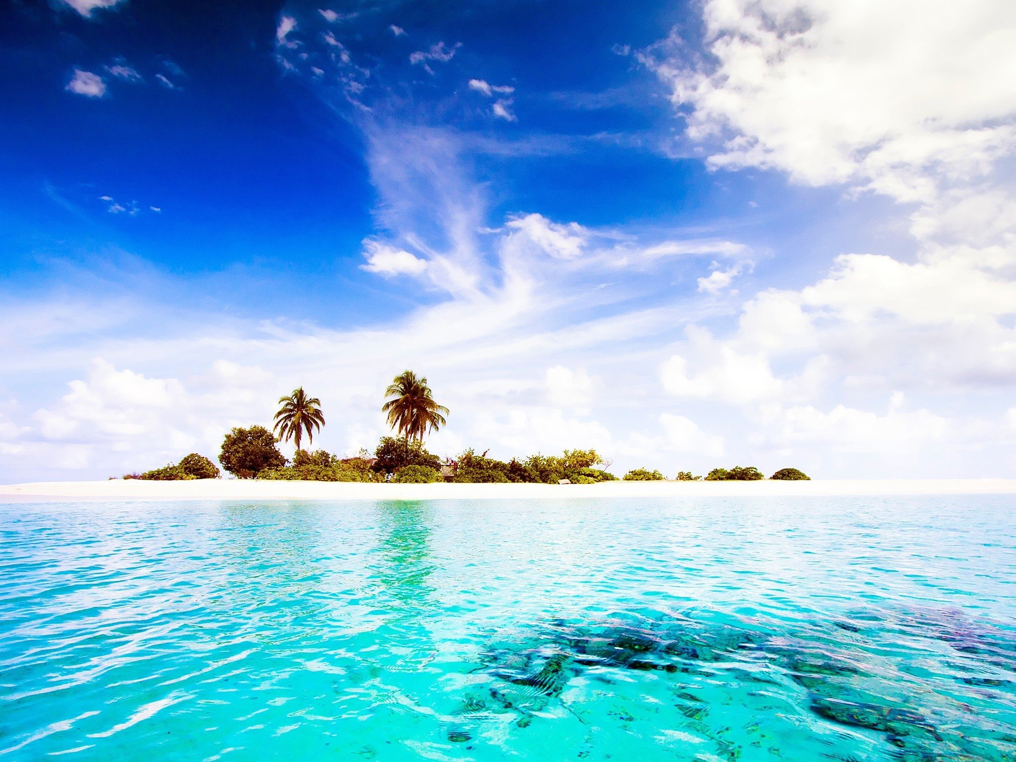 Wallpaper Island in Maldives