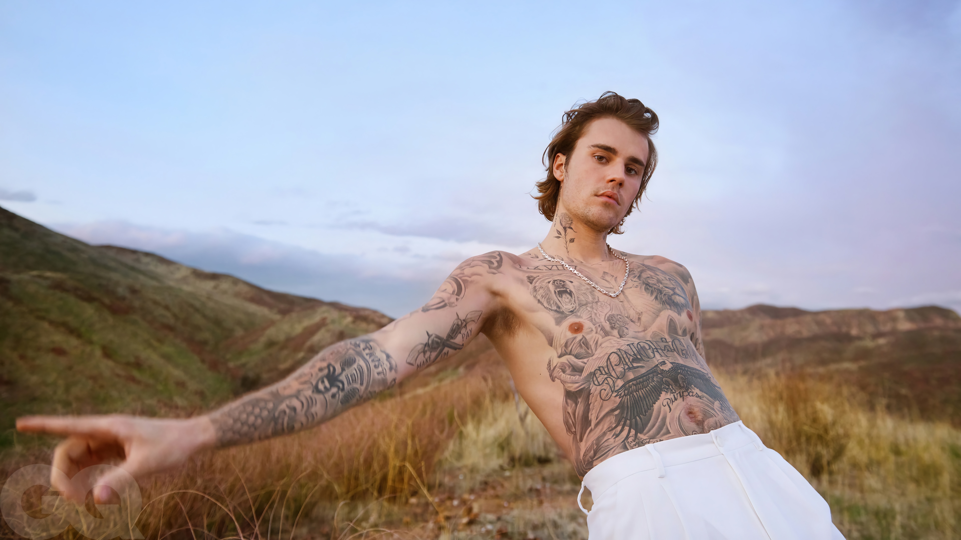Fondos de pantalla Justin Bieber con tatuajes sin camisa
