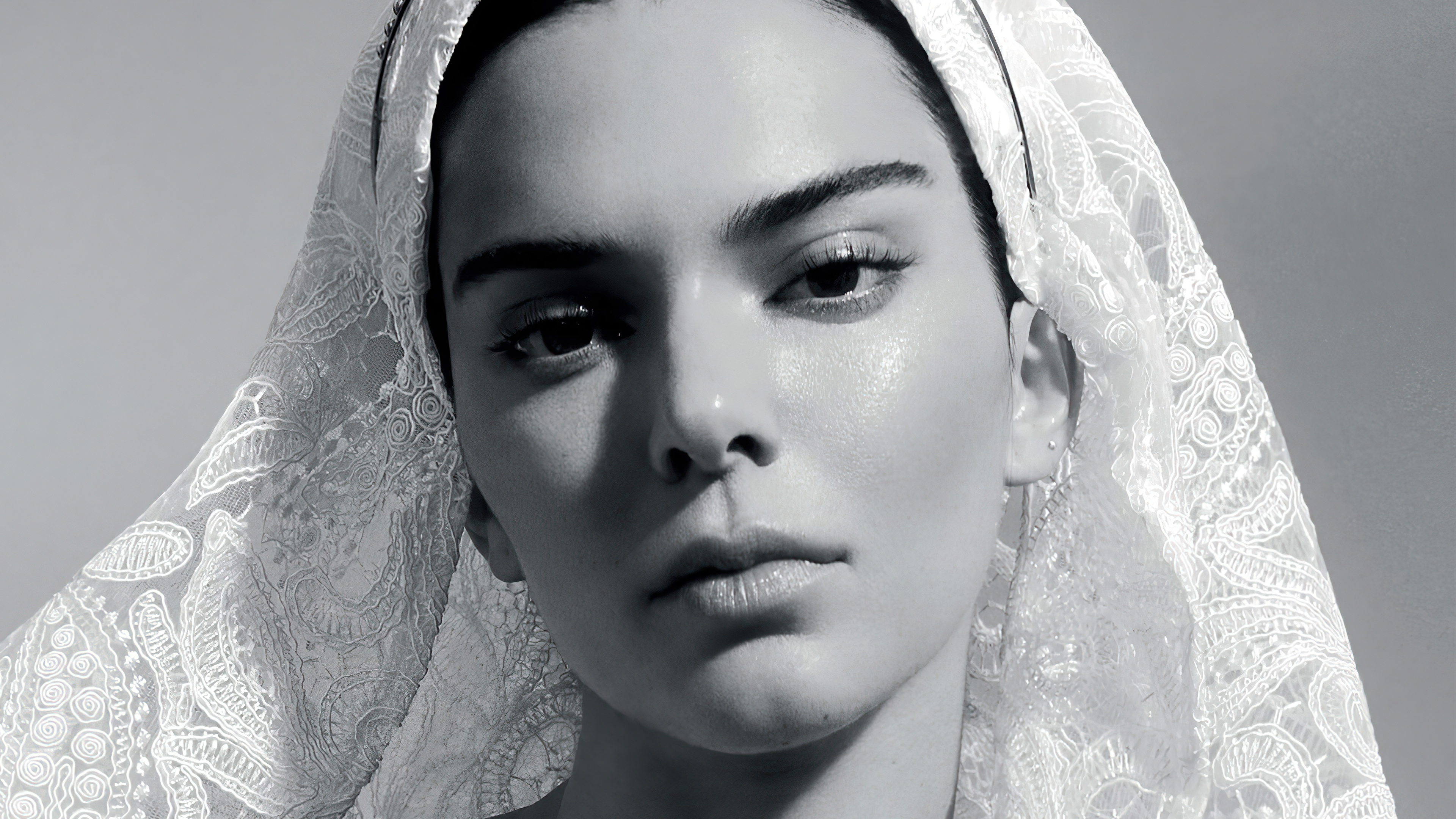 Fondos de pantalla Kendall Jenner Vogue Monochrome