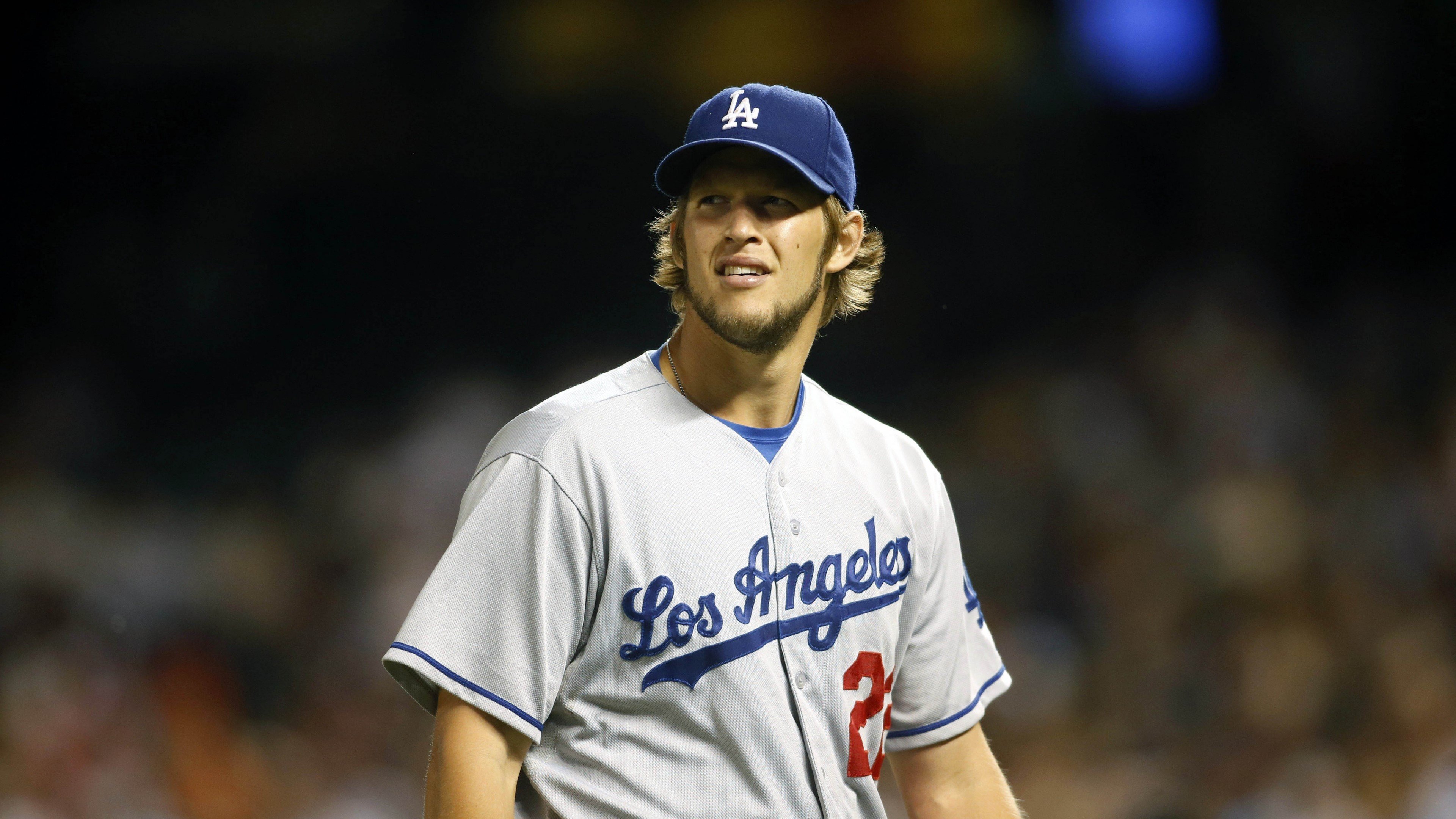 Wallpaper Pitcher Clayton Kershaw of Los angeles dodgers