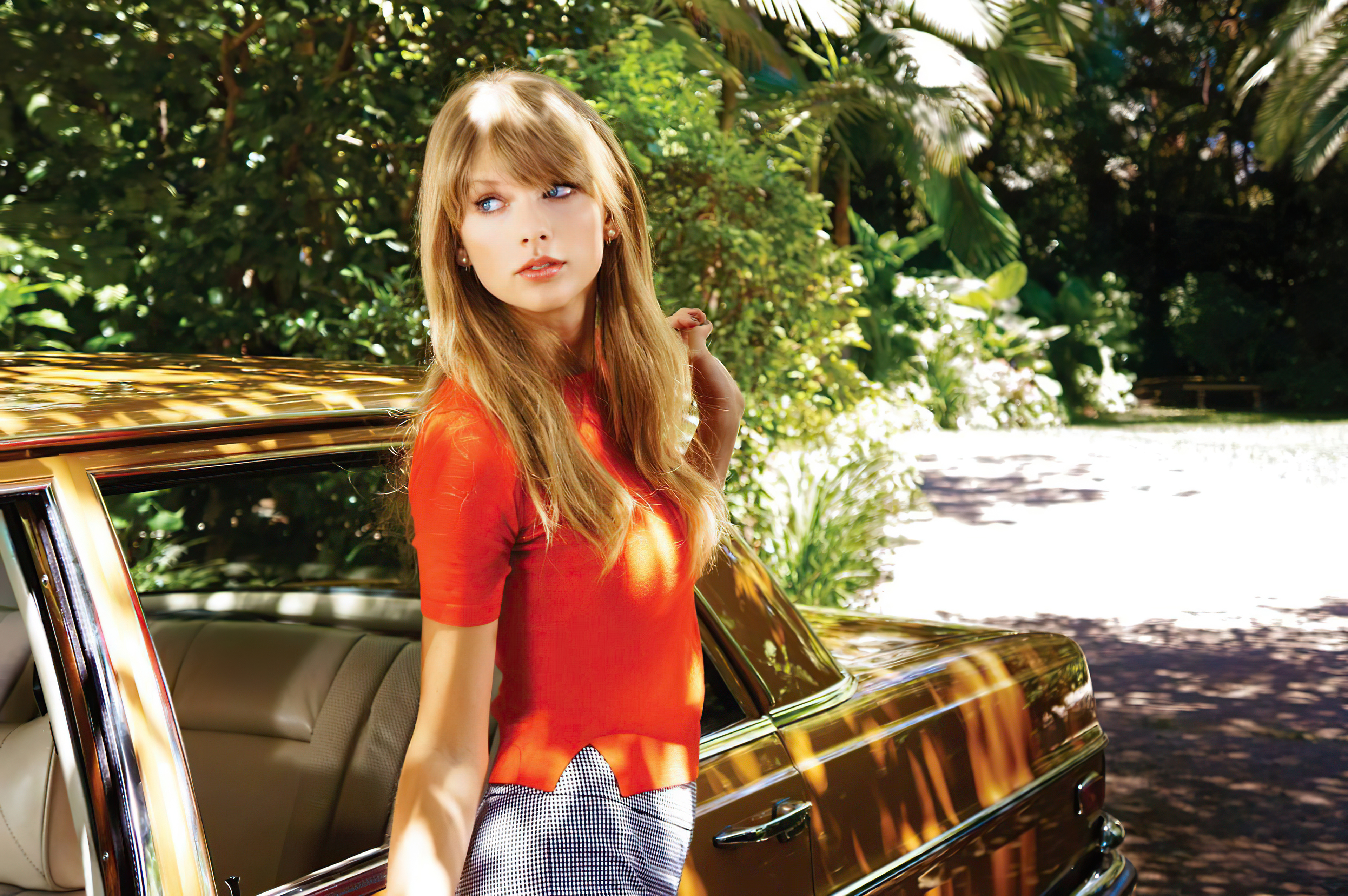 Wallpaper Taylor Swift long hair