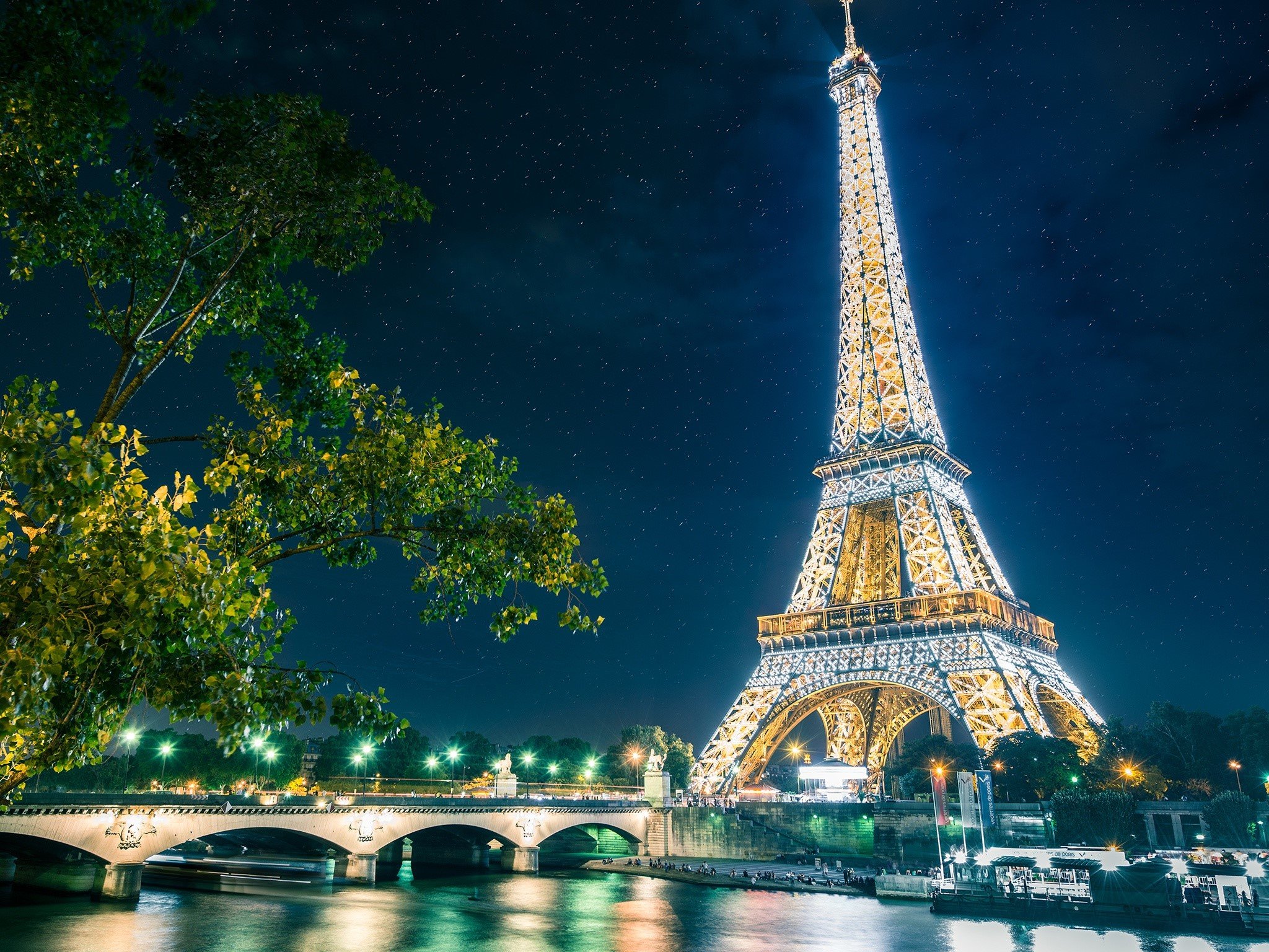 Wallpaper Eiffel Tower in Paris